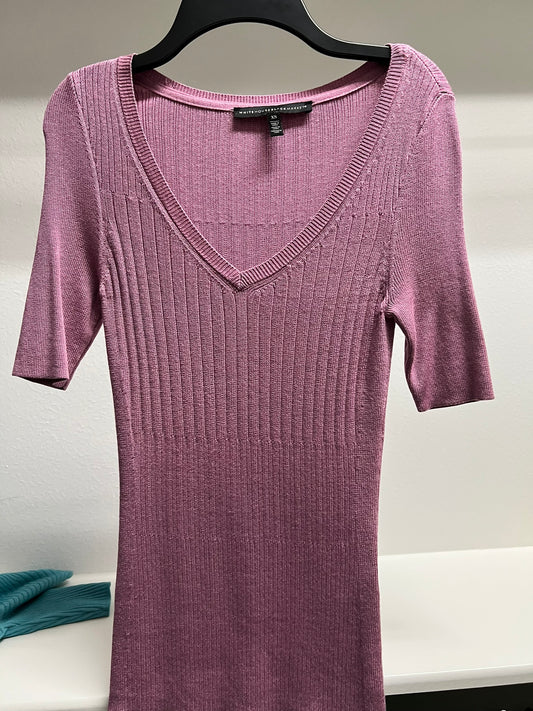 White House Black Market Pink Sweater with Short Sleeves