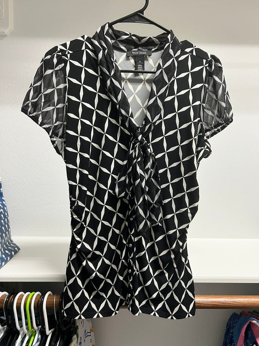 White House Black Market Black/White Pattern Blouse