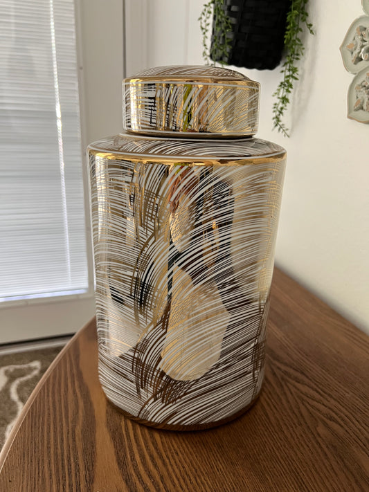 Gold and White Lidded Ginger Jar