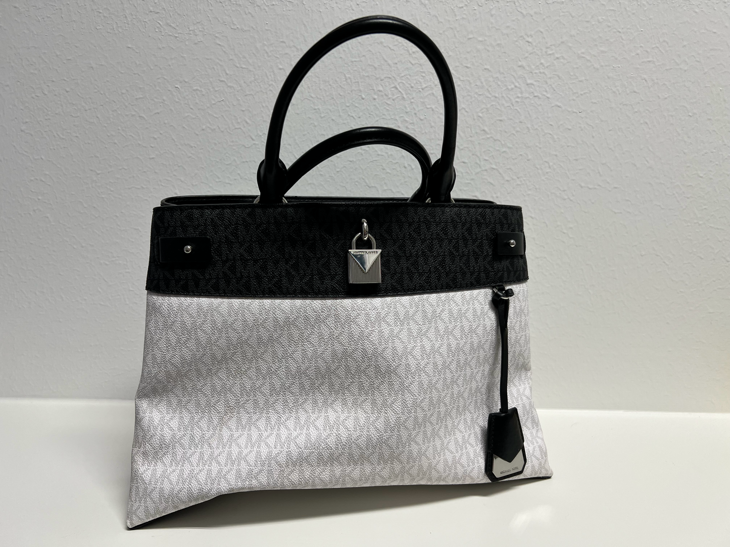 Black and White Michael Kors Purse