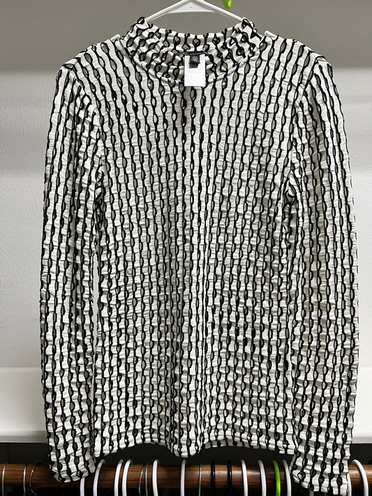 White House Black Market Black and White Blouse